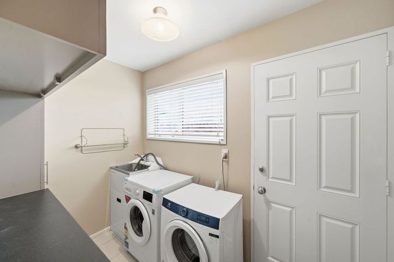 Photo of property in 53 Sayers Crescent, Ilam, Christchurch, 8041