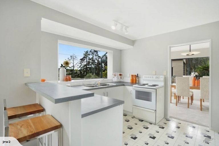 Photo of property in 207 Burswood Drive, Burswood, Auckland, 2013