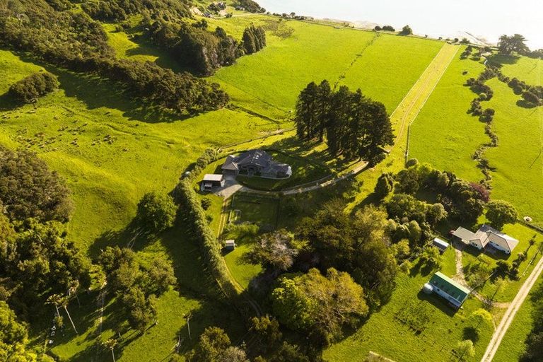 Photo of property in 5564 Kenepuru Road, Waitaria Bay, Picton, 7282