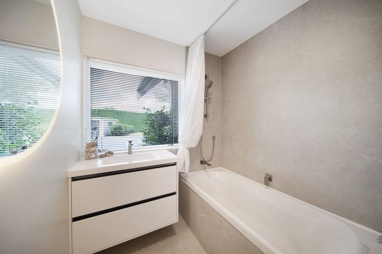 Photo of property in 68 Manuwai Lane, Karaka, Drury, 2578