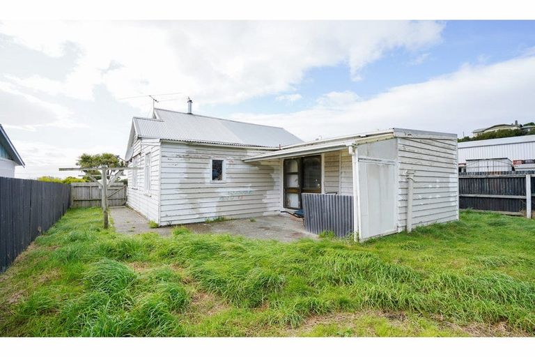 Photo of property in 11 Boyne Street, Clifton, Invercargill, 9812
