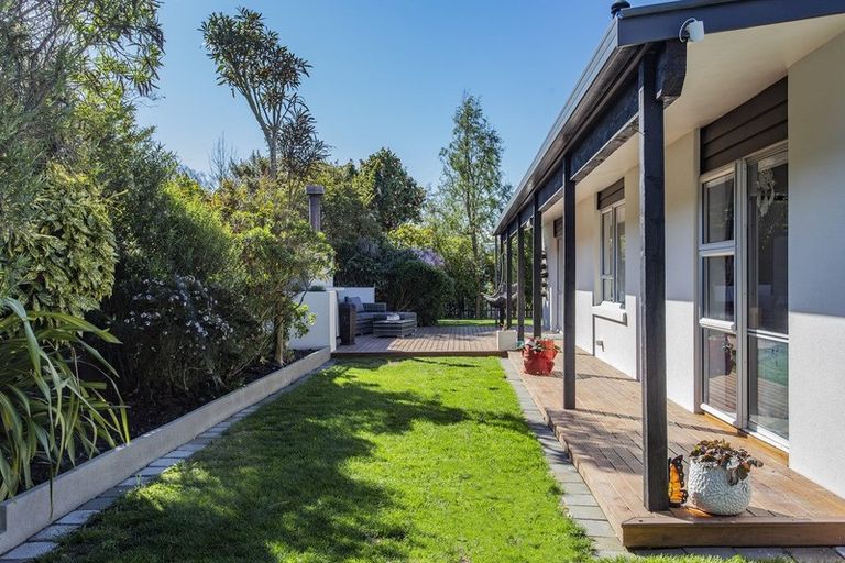 Photo of property in 7 Wakelin Place, Redwood, Christchurch, 8051