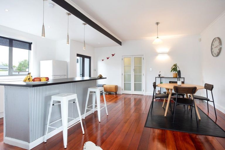 Photo of property in 23 Guy Avenue, Takaro, Palmerston North, 4410