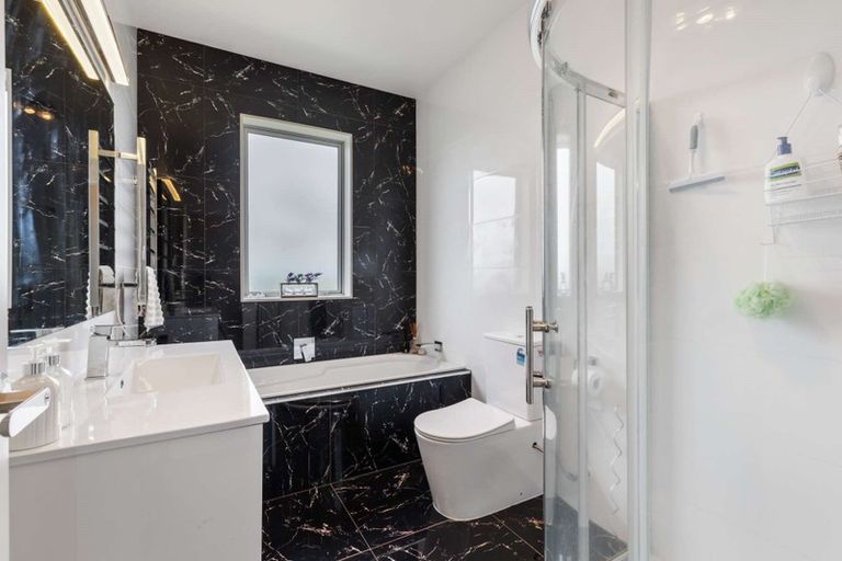 Photo of property in 14 Kirklee Lane, Pokeno, 2402