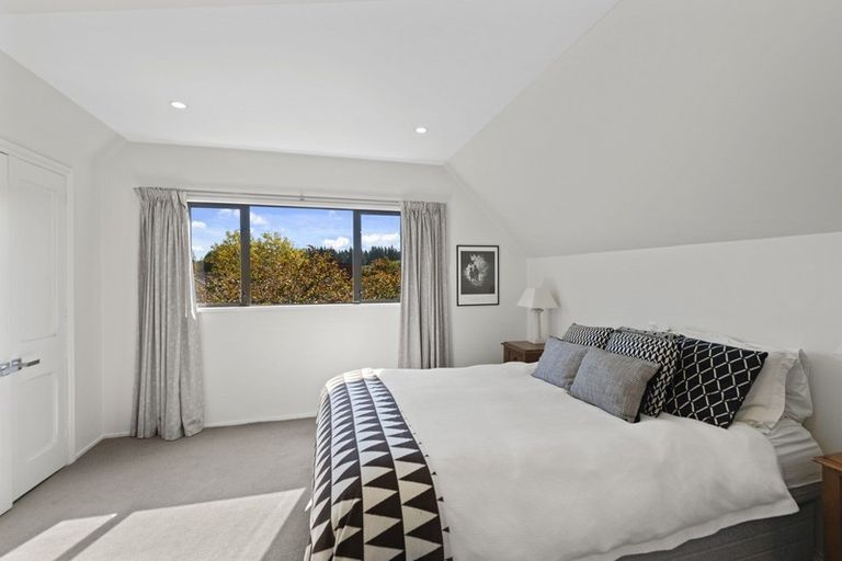 Photo of property in 120 Royal Park Drive, Parklands, Christchurch, 8083