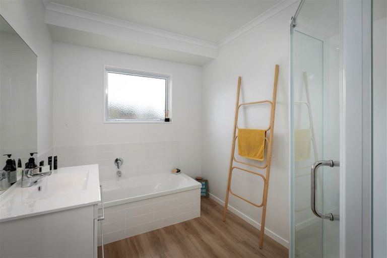 Photo of property in 8 Sandy Place, Waihi Beach, 3611