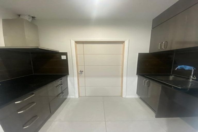 Photo of property in 1/38 Cambridge Terrace, Papatoetoe, Auckland, 2025