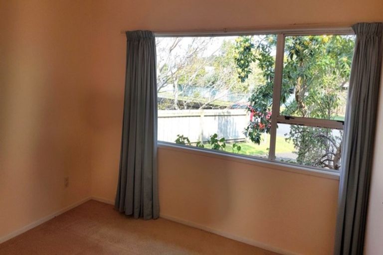 Photo of property in 7a Kuparu Place, Ruakaka, 0116