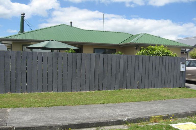 Photo of property in 33 Hobson Street, Feilding, 4702