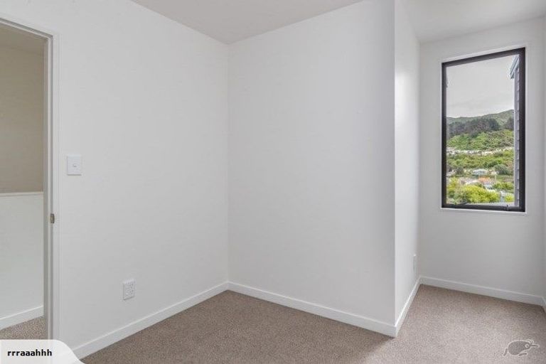 Photo of property in 3/7 Handyside Street, Tawa, Wellington, 5028