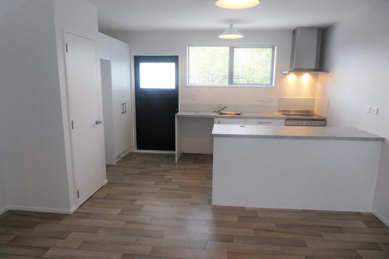 Photo of property in 2/164 Edgeware Road, Edgeware, Christchurch, 8013