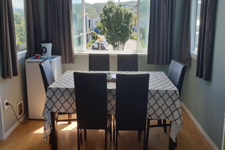Photo of property in 14 Mana Esplanade, Paremata, Porirua, 5026