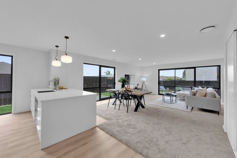 Photo of property in 47 Maanihi Drive, Rototuna North, 3210