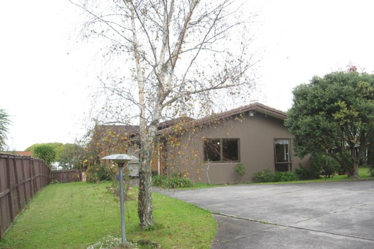 Photo of property in 23 Harford Place, Pakuranga Heights, Auckland, 2010
