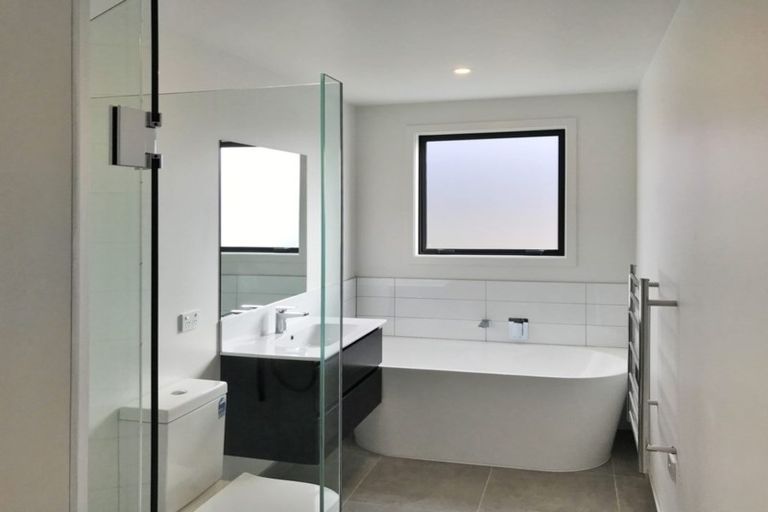 Photo of property in 3 Maize Street, Jacks Point, Queenstown, 9371