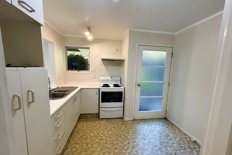 Photo of property in 2/40a Marlborough Avenue, Glenfield, Auckland, 0629