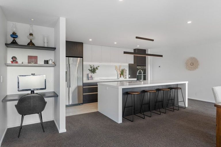 Photo of property in 211 Wingatui Road, Mosgiel, 9024