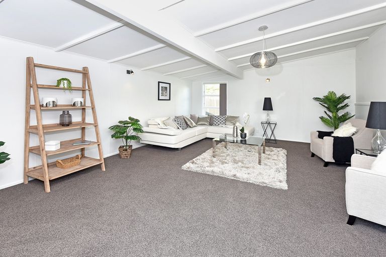 Photo of property in 54 Gainsborough Street, Manurewa, Auckland, 2102