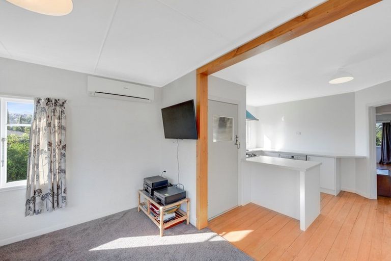 Photo of property in 122 Parkers Road, Tahunanui, Nelson, 7011