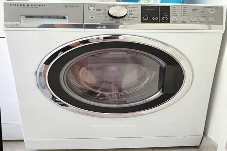 Photo of property in 47 Isobel Road, Greenhithe, Auckland, 0632