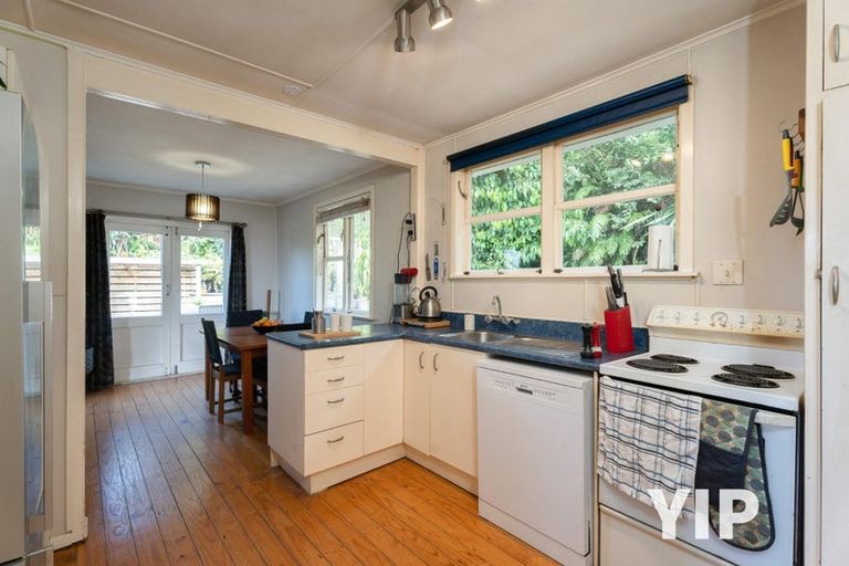 Photo of property in 26 Hollies Crescent, Johnsonville, Wellington, 6037