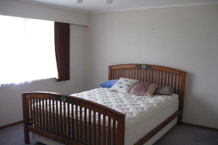 Photo of property in 28 Maple Grove, Kingston, Wellington, 6021