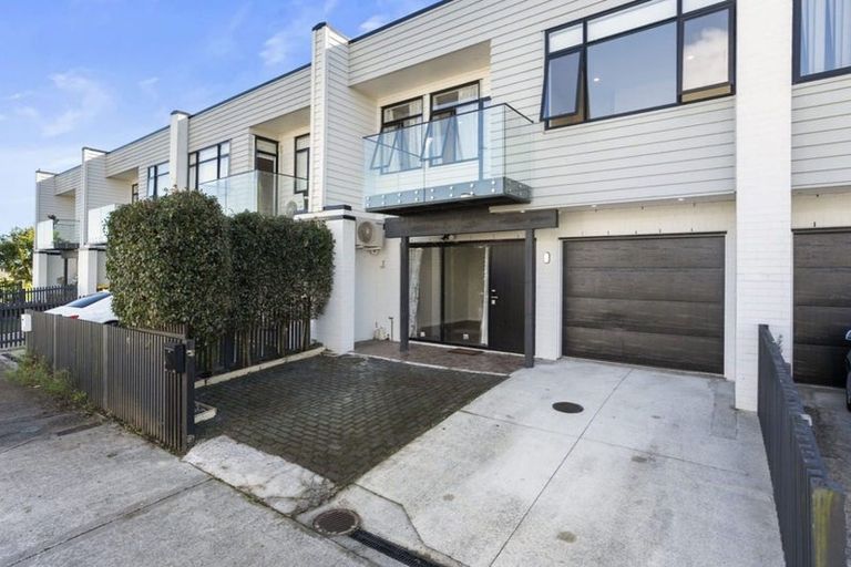 Photo of property in 24 Moho Lane, Takanini, 2112