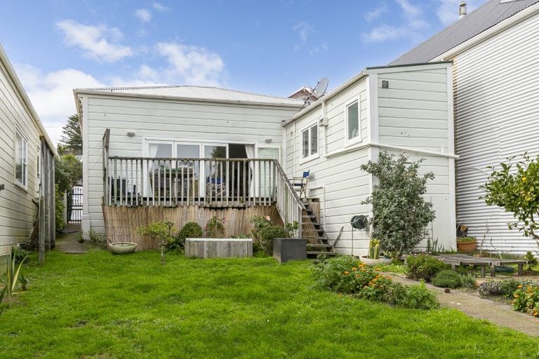 Photo of property in 10 Hiropi Street, Newtown, Wellington, 6021
