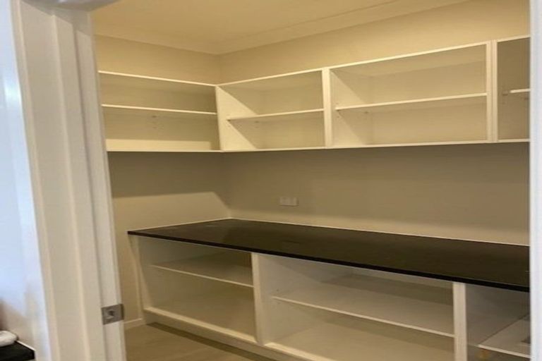 Photo of property in 27 Ruru Street, Cambridge, 3434