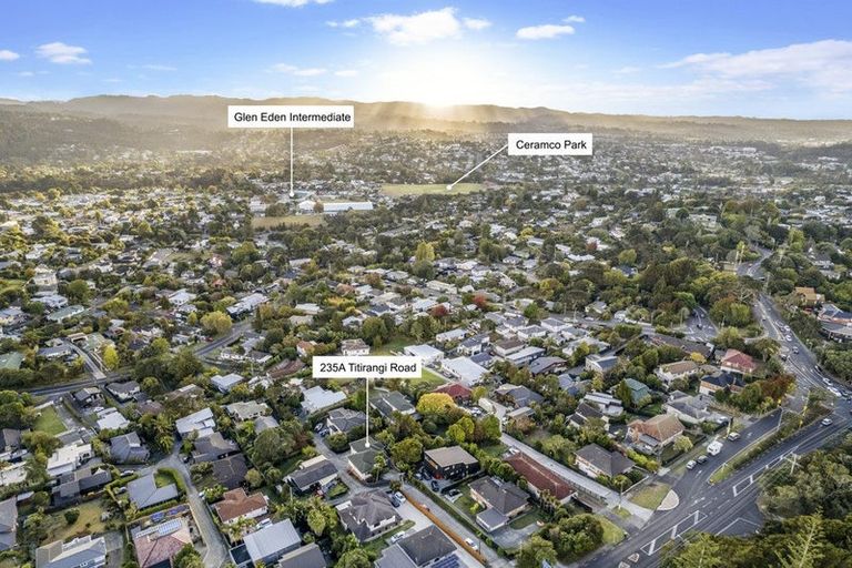 Photo of property in 235a Titirangi Road, Titirangi, Auckland, 0604