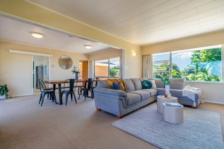 Photo of property in 47 Grand Vue Road, Kawaha Point, Rotorua, 3010