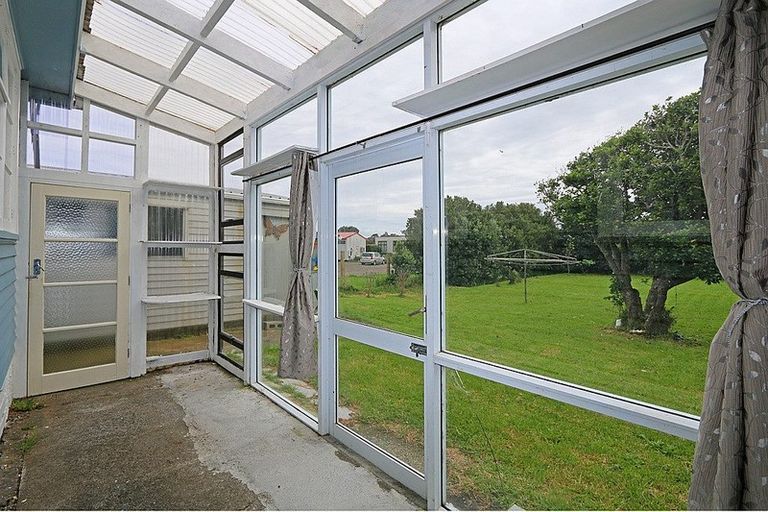 Photo of property in 167 Tasman Street, Opunake, 4616