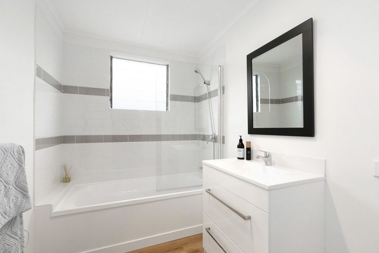 Photo of property in 37 Wesley Street, South Dunedin, Dunedin, 9012