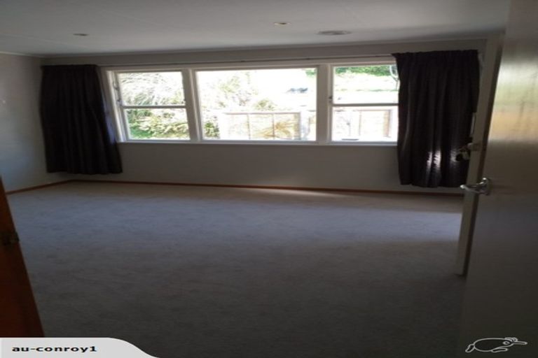 Photo of property in 15 Kimball Place, Johnsonville, Wellington, 6037