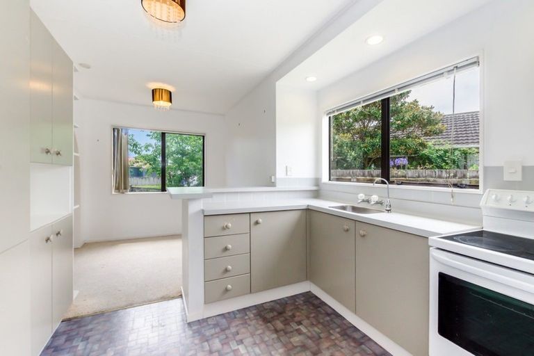 Photo of property in 14 Te Kupe Road, Paraparaumu Beach, Paraparaumu, 5032