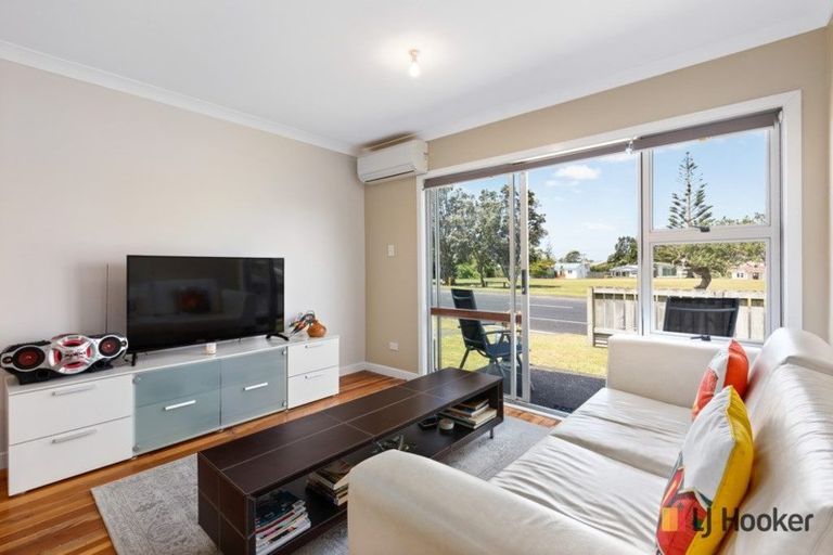 Photo of property in 51 Beach Road, Waihi Beach, 3611