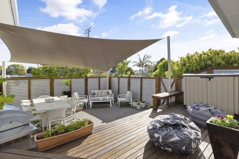 Photo of property in 3 Ngatai Road, Otumoetai, Tauranga, 3110