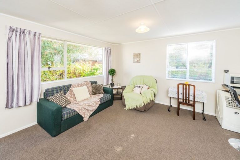 Photo of property in 2 Kawatiri Avenue, Gonville, Whanganui, 4501