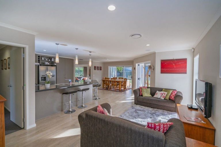 Photo of property in 6 Pa Road, Hahei, Whitianga, 3591