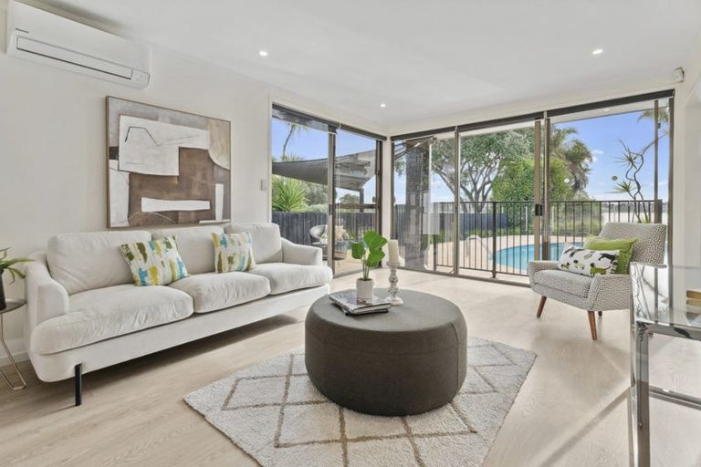 Photo of property in 1/16 Oleander, Farm Cove, Auckland, 2012