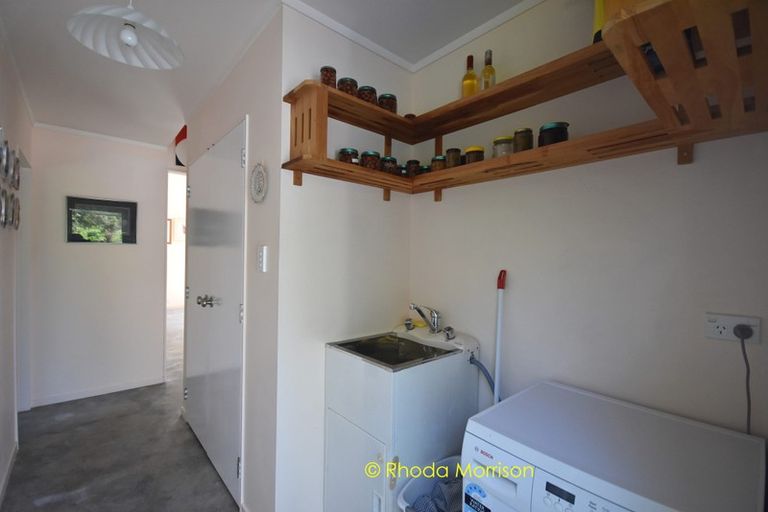 Photo of property in 245 Metcalfe Road, Matakohe, 0593