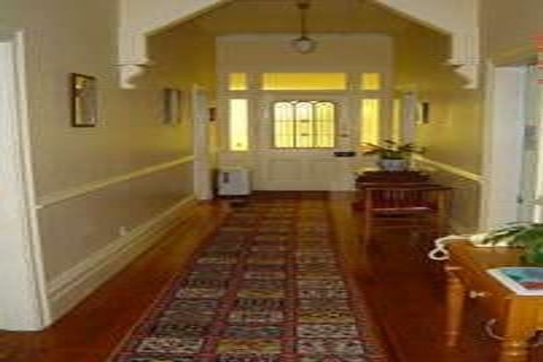 Photo of property in 16 Prospect Terrace, Mount Eden, Auckland, 1024