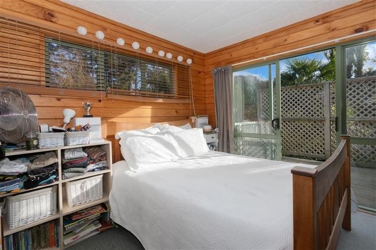 Photo of property in 2/53 Hellyers Street, Birkdale, Auckland, 0626