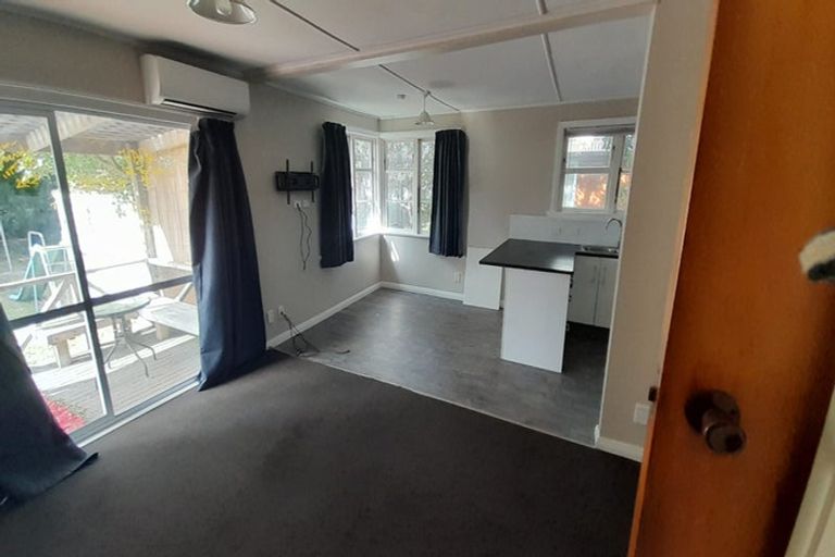 Photo of property in 16 Primrose Street, Northcote, Christchurch, 8052