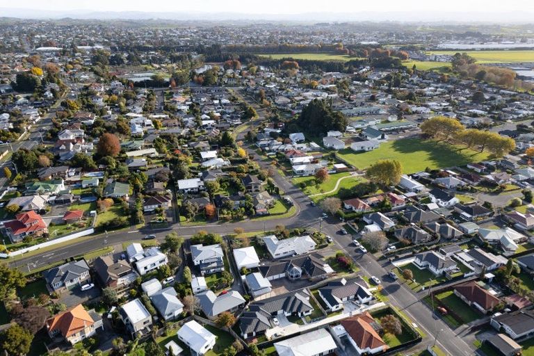 Photo of property in 19 Bolmuir Road, Forest Lake, Hamilton, 3200