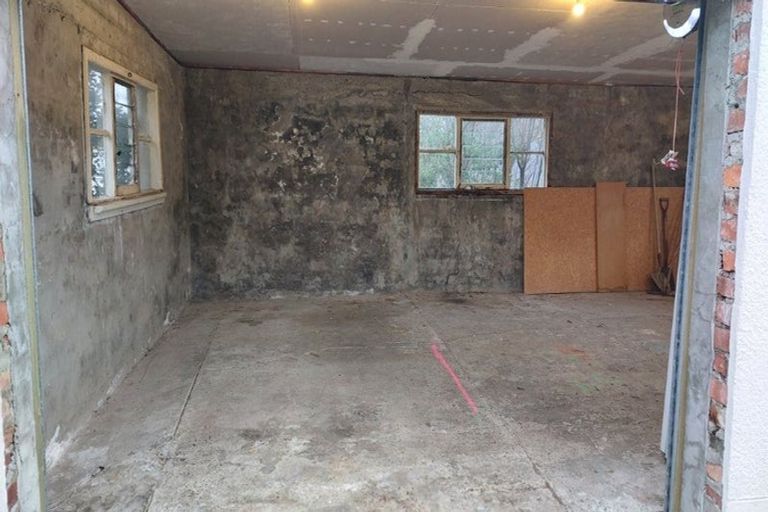 Photo of property in 94 Tiber Street, Island Bay, Wellington, 6023