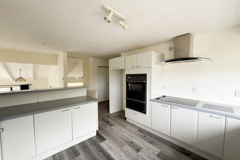 Photo of property in 9 Cambric Place, Botany Downs, Auckland, 2010