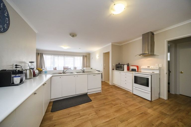 Photo of property in 93 Parnell Heights, Kelvin Grove, Palmerston North, 4414