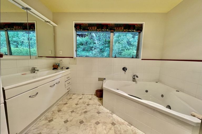 Photo of property in 7 Sunvale Terrace, Cashmere, Christchurch, 8022