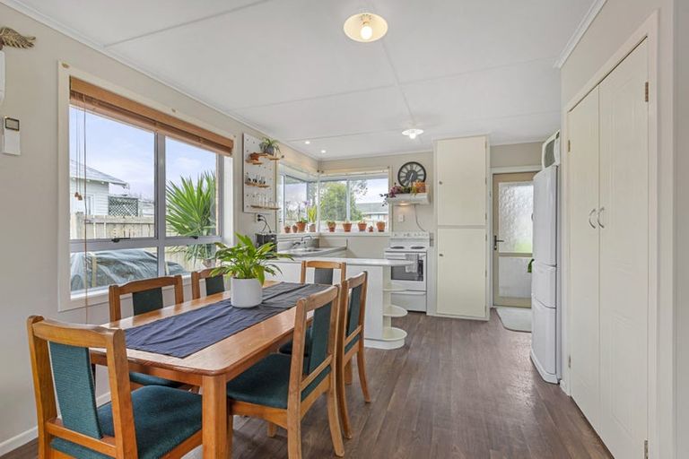 Photo of property in 136 Hakanoa Street, Huntly, 3700